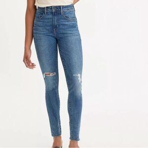 Levi’s 721 High-Rise Skinny Jeans